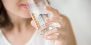 Bahaya Kurang Minum Air Putih bagi Kesehatan Tubuh terbaik