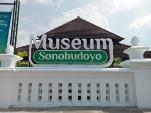 Museum Negeri Sonobudoyo terbaik