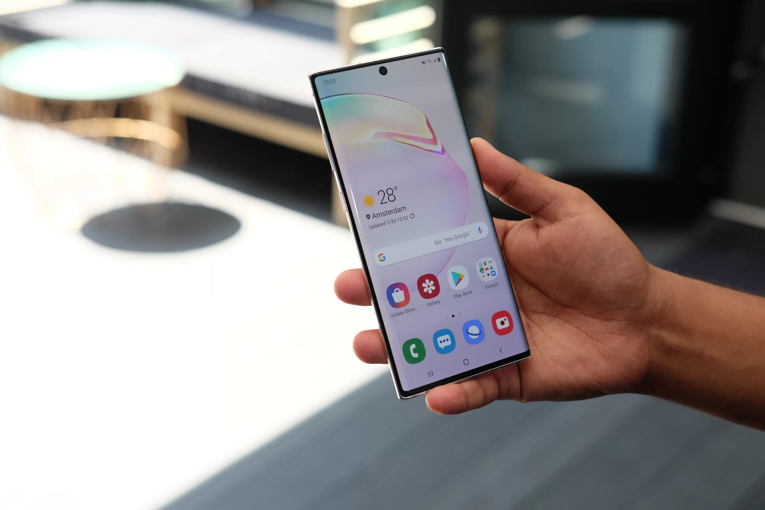 Samsung Galaxy Note10 : HP Gahar dengan Desain Elegan dan Fitur Canggih Samsung Galaxy Note10 : HP Gahar dengan Desain Elegan dan Fitur Canggih