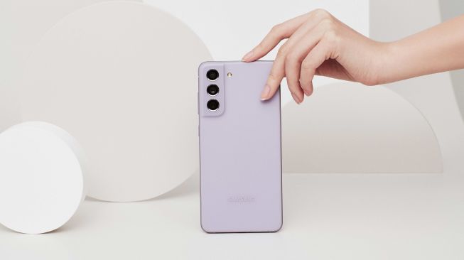 Samsung Galaxy S21 FE 5G : Smartphone yang Terinspirasi oleh Fans Samsung Galaxy S21 FE 5G : Smartphone yang Terinspirasi oleh Fans