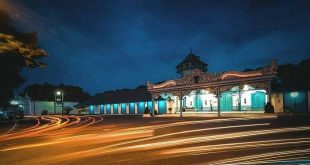 Keraton Surakarta Hadiningrat : Istana Warisan Budaya Jawa