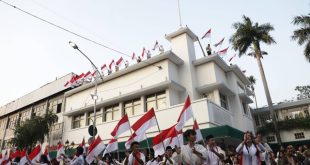 Surabaya Mengajukan Perobekan Bendera Teatrikal untuk Masuk dalam Agenda Wisata Kemenparekraf RI