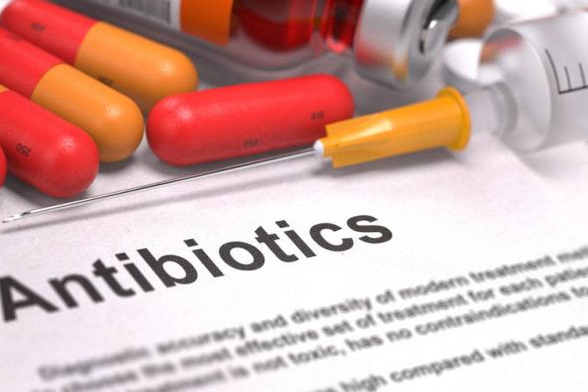 Antibiotik : Senjata Ganda yang Menyembuhkan atau Menyebabkan Bencana Antibiotik : Senjata Ganda yang Menyembuhkan atau Menyebabkan Bencana