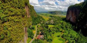 Lembah Harau Ngarai Indah yang Menyimpan Keajaiban Alam dan Budaya Terbaik