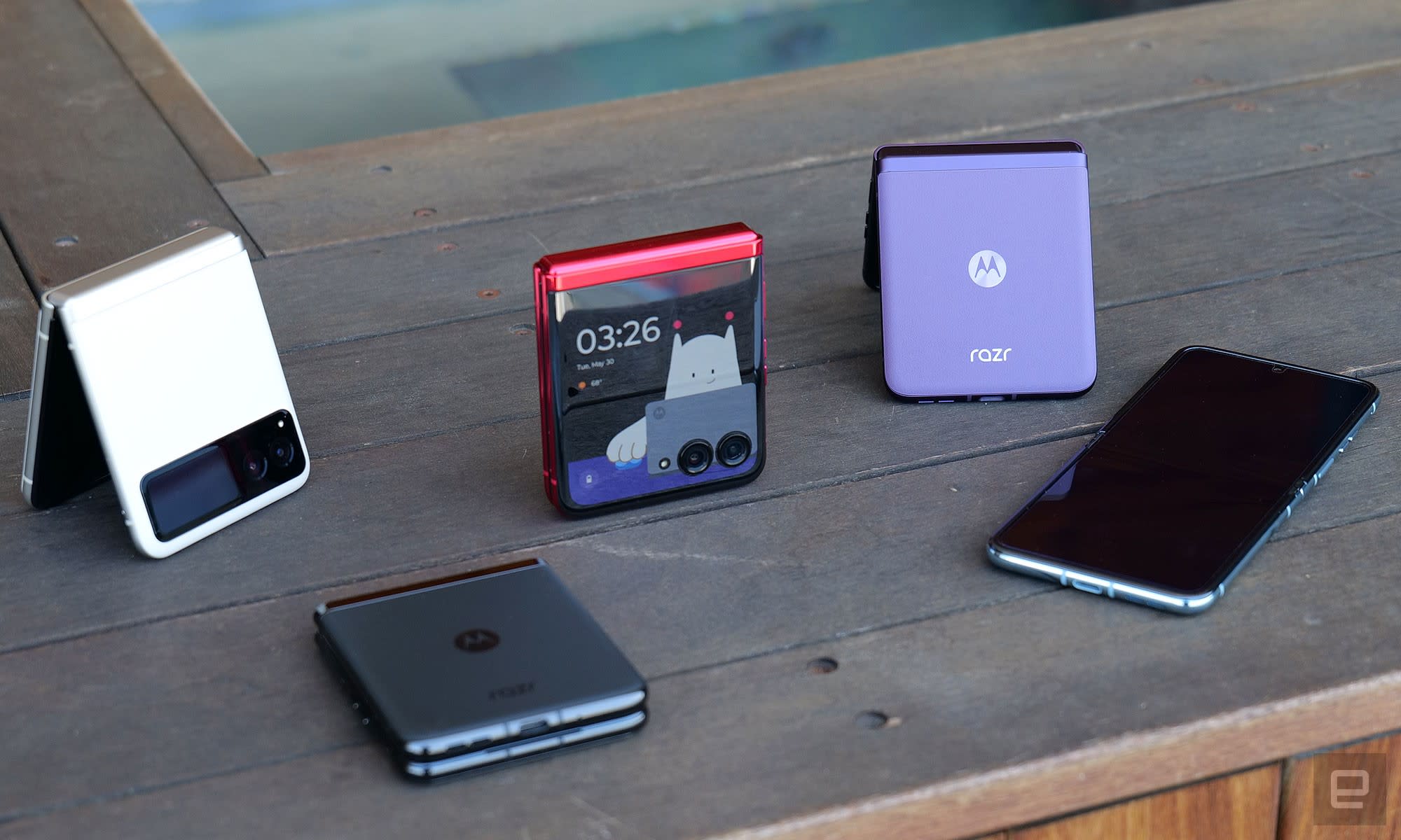 Motorola Razr 40 : Smartphone Lipat dengan Harga Terjangkau Motorola Razr 40 : Smartphone Lipat dengan Harga Terjangkau