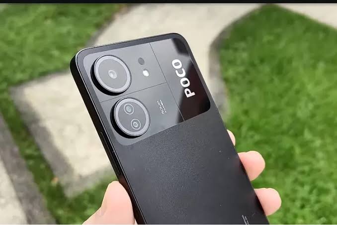 HP Poco C65 : Kesempurnaan Desain dan Ketahanan HP Poco C65 : Kesempurnaan Desain dan Ketahanan