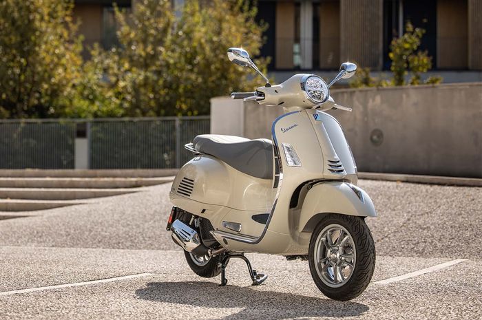 Vespa GTS Terbaru : Skuter Premium dengan Sentuhan Modern dan Inovatif, Mulai dari Rp 78 Jutaan Vespa GTS Terbaru : Skuter Premium dengan Sentuhan Modern dan Inovatif, Mulai dari Rp 78 Jutaan