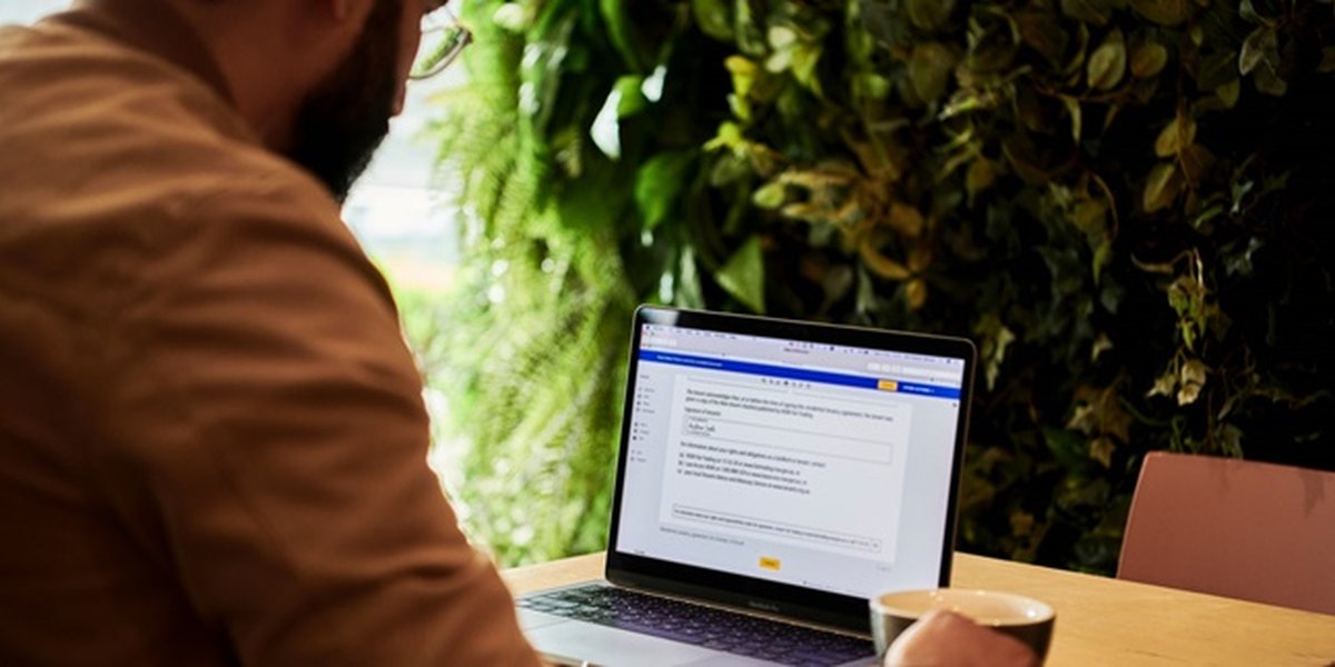 Tips Menggabungkan File PDF Menjadi Satu di HP & Laptop Tips Menggabungkan File PDF Menjadi Satu di HP & Laptop