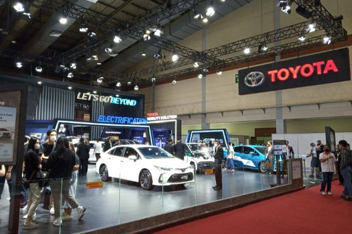 Melonjaknya Penjualan Mobil Toyota: Peluang Cerah di Tengah Tantangan Pasar Otomotif Melonjaknya Penjualan Mobil Toyota: Peluang Cerah di Tengah Tantangan Pasar Otomotif