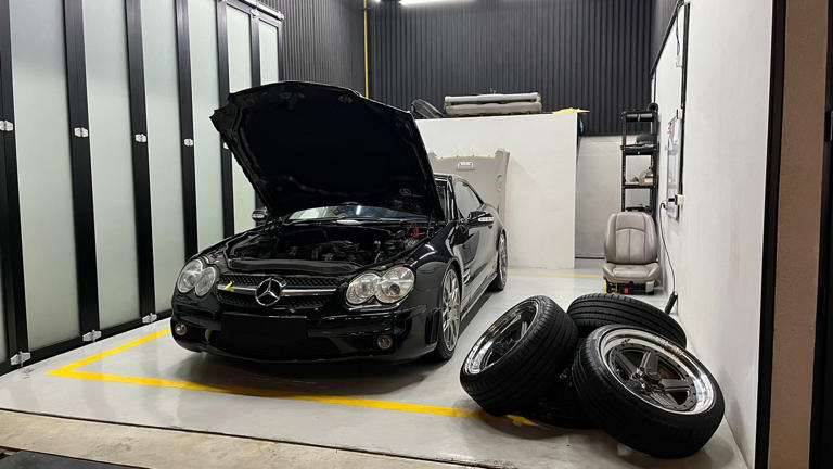Mengungkap Rahasia Bengkel Spesialis Mercedes-Benz: Transformasi Real Auto Workshop Menuju Layanan Tune Up Terbaik di Jakarta Selatan Mengungkap Rahasia Bengkel Spesialis Mercedes-Benz: Transformasi Real Auto Workshop Menuju Layanan Tune Up Terbaik di Jakarta Selatan