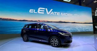 Kejutan di GIIAS 2024: Pesanan MPV Listrik BYD M6 Melonjak Lebih dari 1.000 Unit!