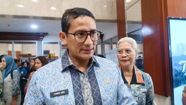 Sandiaga Uno Akan Tentukan Langkah Politiknya Hari Ini: Apakah Dia Akan Maju di Pilgub Jabar?