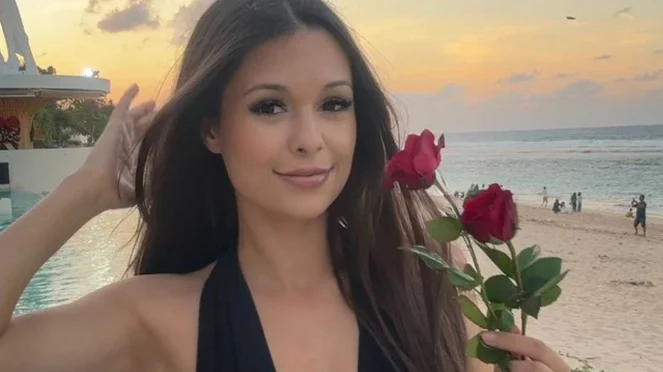 Ria Andrews Akhirnya Mengungkapkan Pernikahannya dengan Stefan William dan Kehidupan Keluarga Baru Mereka Ria Andrews Akhirnya Mengungkapkan Pernikahannya dengan Stefan William dan Kehidupan Keluarga Baru Mereka