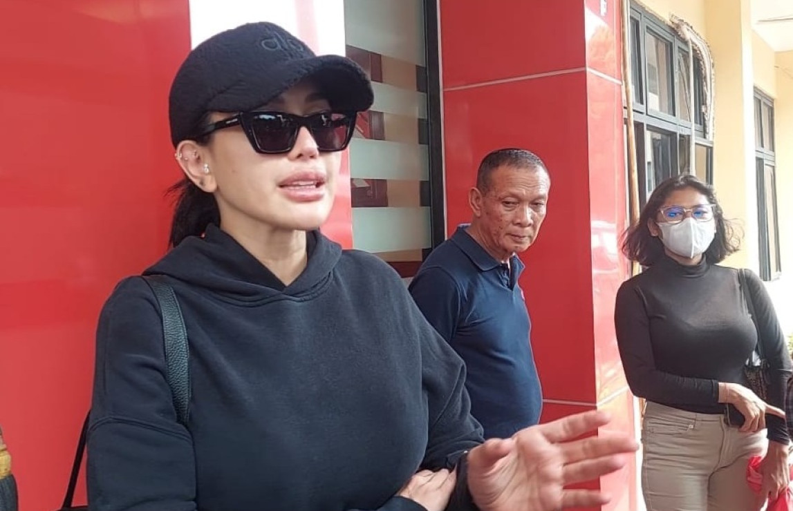 Skandal Keluarga Nikita Mirzani: Siapa VA dan Mengapa Ia Terancam Hukuman Berat? Skandal Keluarga Nikita Mirzani: Siapa VA dan Mengapa Ia Terancam Hukuman Berat?