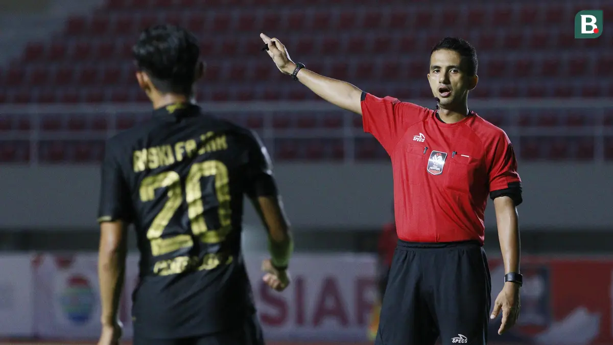 Empat Wasit Indonesia Memimpin Pertandingan Menarik di AFC Champions League: Fokus pada Thoriq Alkatiri Empat Wasit Indonesia Memimpin Pertandingan Menarik di AFC Champions League: Fokus pada Thoriq Alkatiri