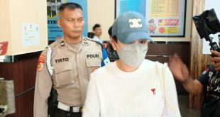 Nikita Mirzani Bawa Saksi Kunci untuk Menguak Dugaan Penganiayaan Terhadap Laura: Drama yang Mengguncang Publik